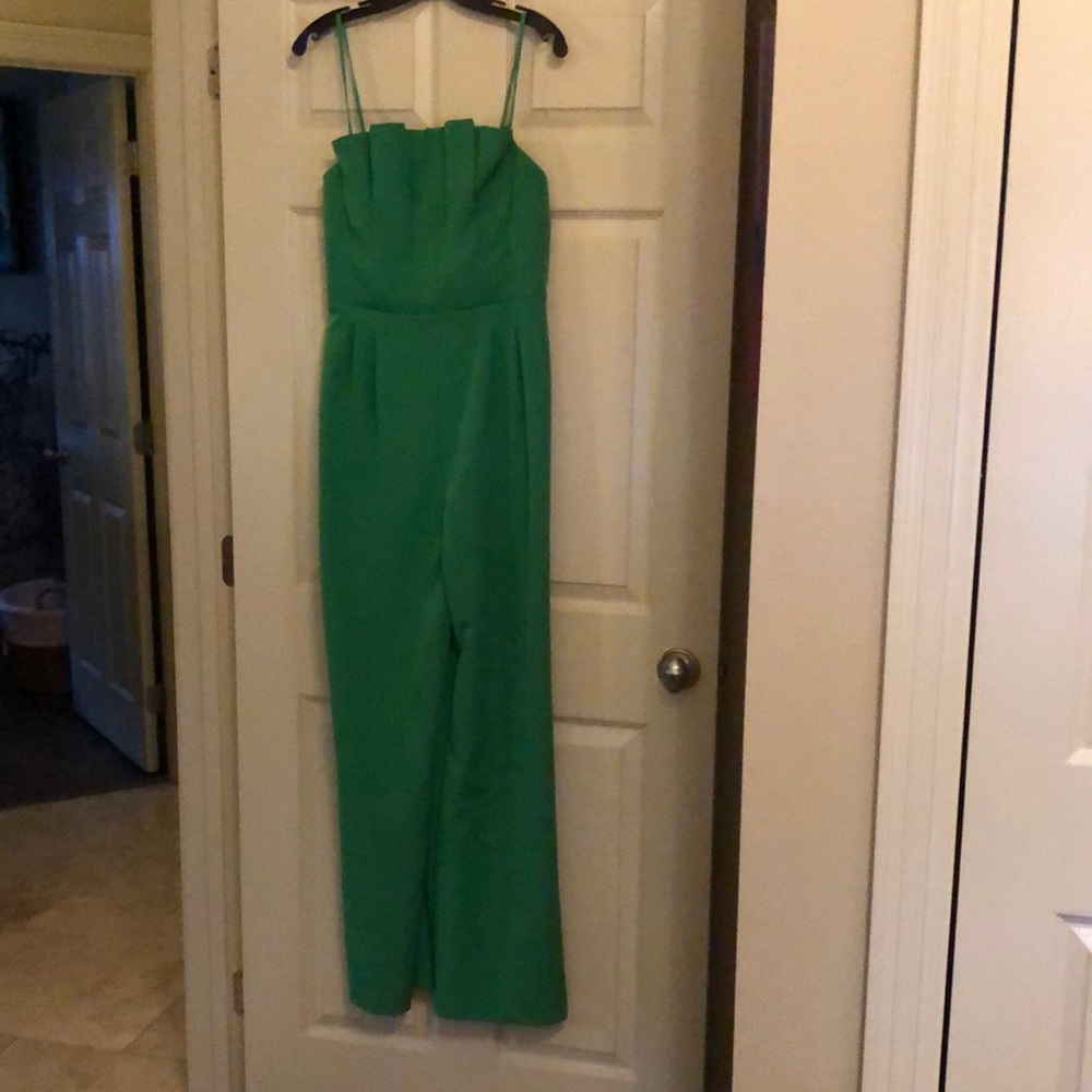 Gorgeous green spaghetti strap jumpsuit size large